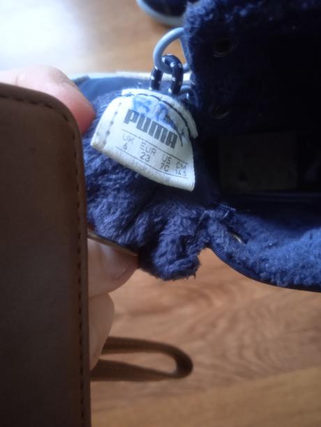 Predám zateplené  topánky puma, puma,23