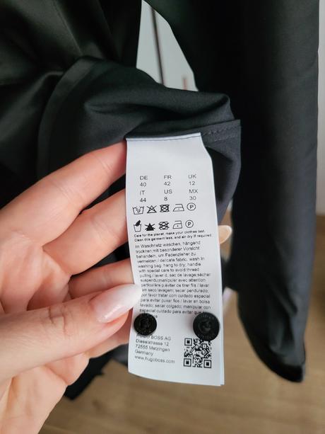Hugo satenova bluzka, hugo boss,40