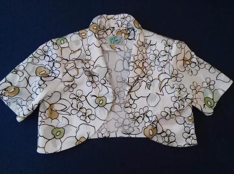 Saténové šaty, 38