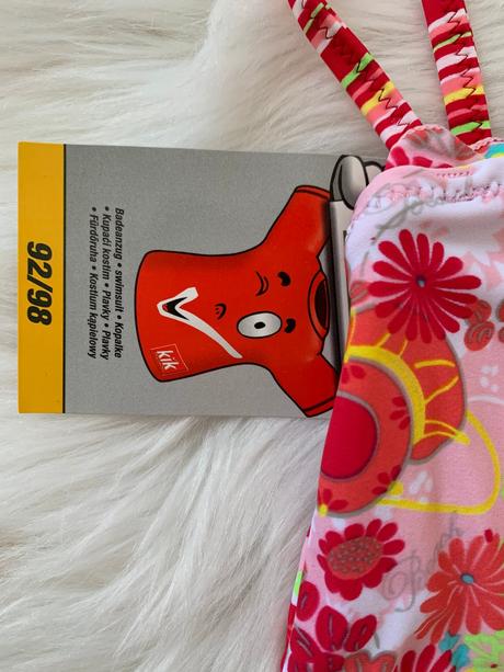 Nové kvetinkové plavky, okay,92