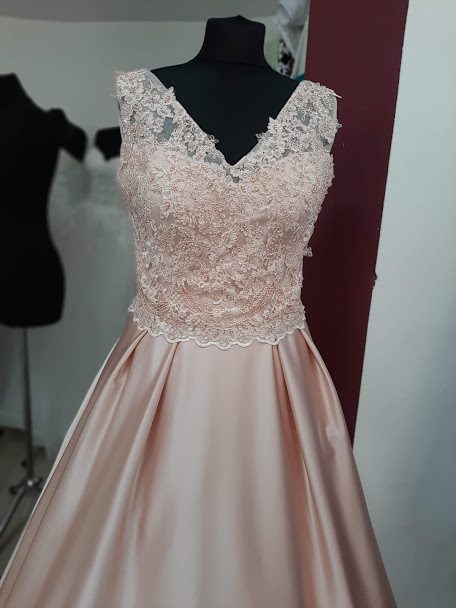 Spoločenské šaty vo veľkosti m/l, l / m