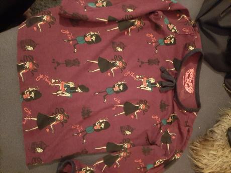 Tricko, reserved,110