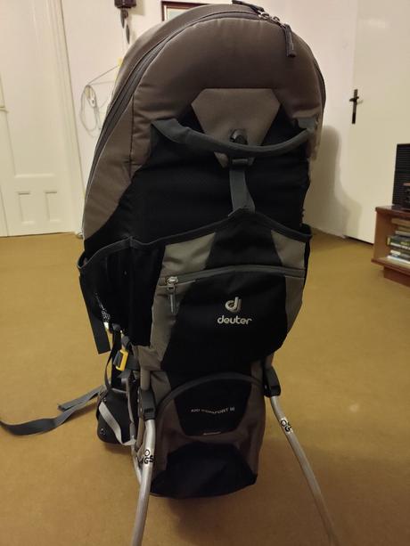 Turistický nosič, deuter