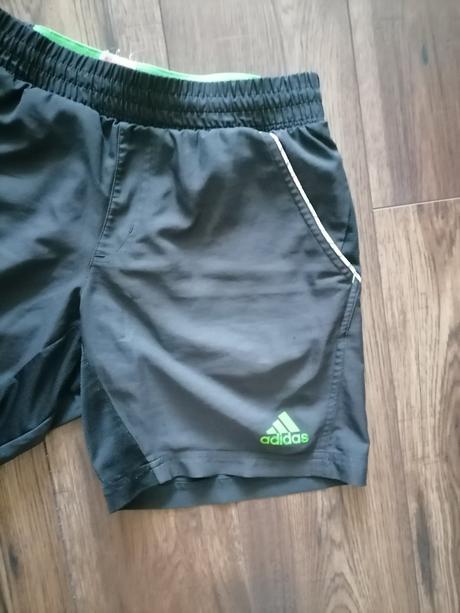 Športové krátke gate, adidas,140