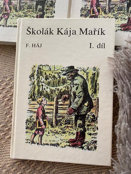 Staré retro knihy školák kája mařík 1 až 7 háj,