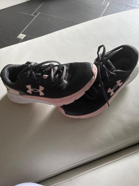 Tenisky 35,5, under armour,35