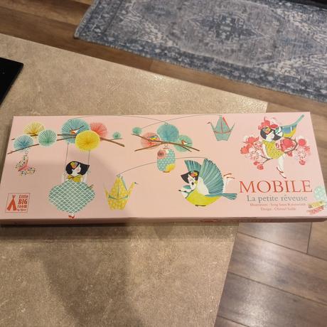 Závesný mobil rojko, kolotoč nad postieľku, 