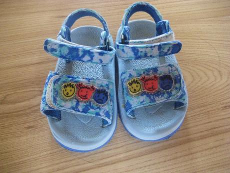 Sandálky vhodné aj ku vode, vnútorná dĺžka 13 cm, 21