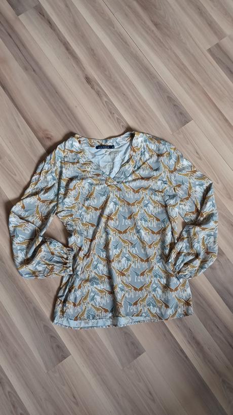 Vzorovaná zvieracia blúzka, 36