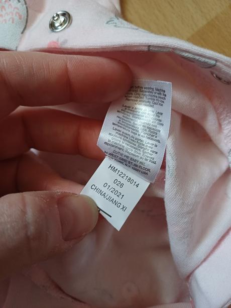 Labuťkové pyžamko, 62