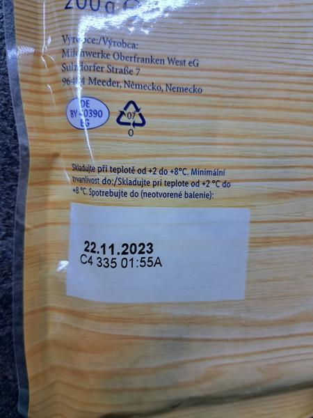 Syr v záruke je pokazený