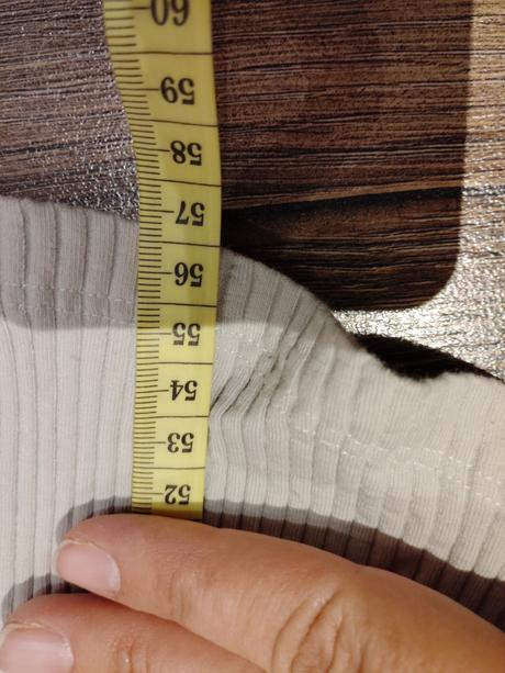 Šaty s dlhým rukávom, 98