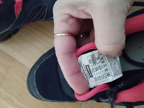 3. športové tenisky, decathlon,35