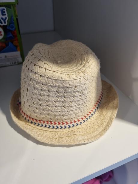 Slameny klobucik pre fesaka, f&f,56
