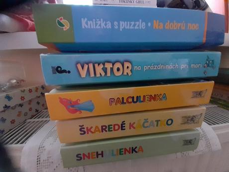 Knižky s puzzle,