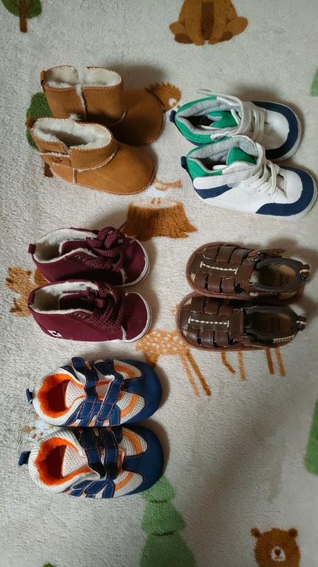 Detské capačky od 3 do 18 mesiacov, <17