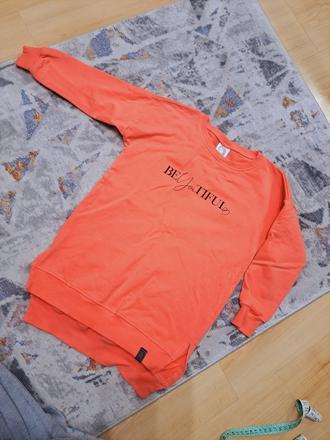 Predlzena mikina, 104