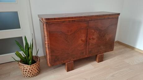 Komoda / skrinka,