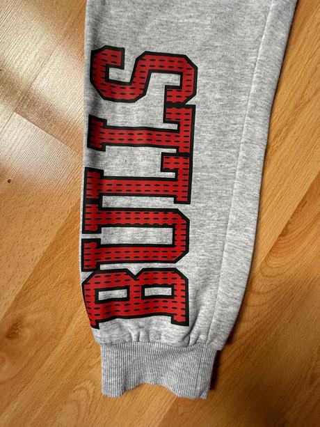 Tepláky chicago bulls, 146