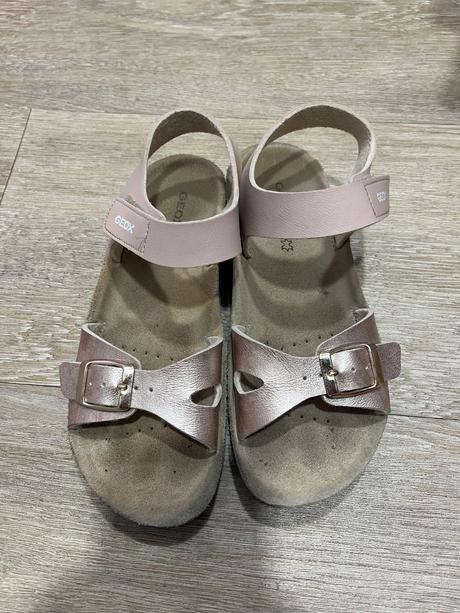 Sandalky, geox,33