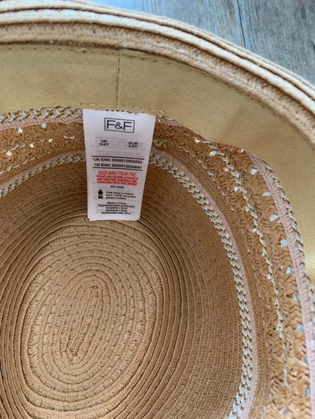 Dievcenske klobuky, h&m,116