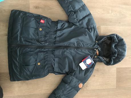 Dievcenska zimna bunda, 128 / 134