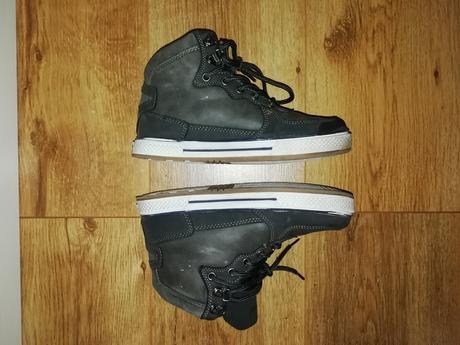 Veľmi zachovalé topánky, 34