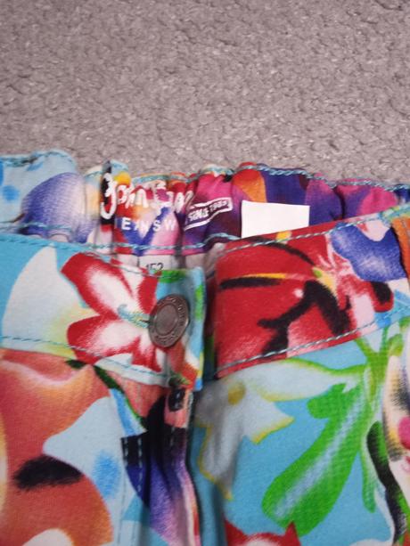 Nohavice kvetinky č. 152, 152