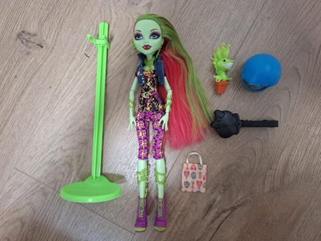 Monster high venus,