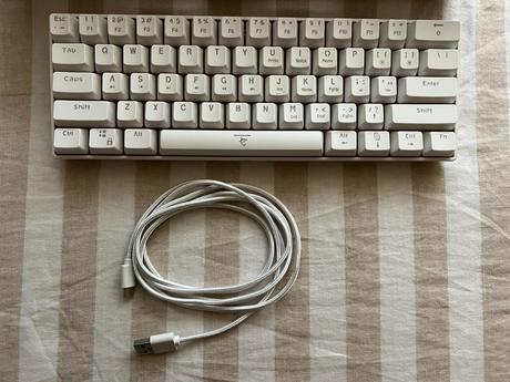 Klávesnica white shark shinobi red switch,