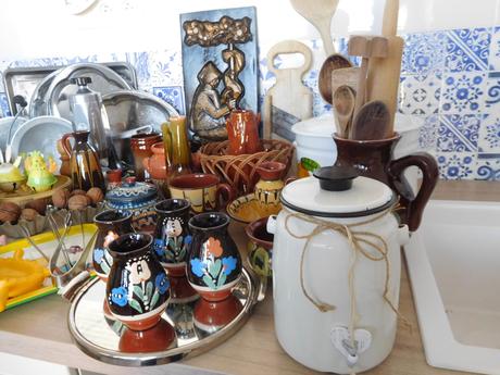 Smalt, keramika, prútené,mlynčeky,,