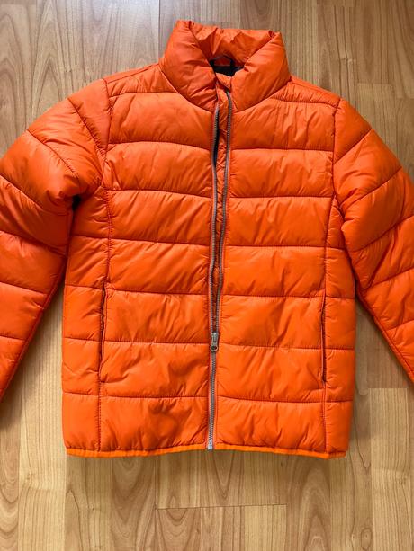 Presivana bunda, pepperts,152