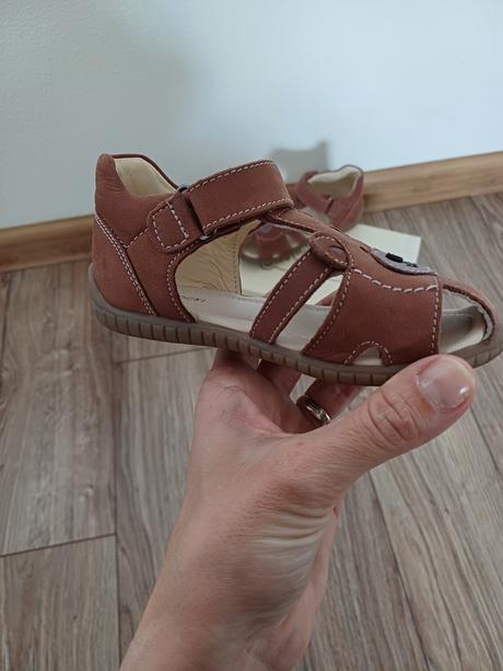 Kožene sandalky, lasocki,24