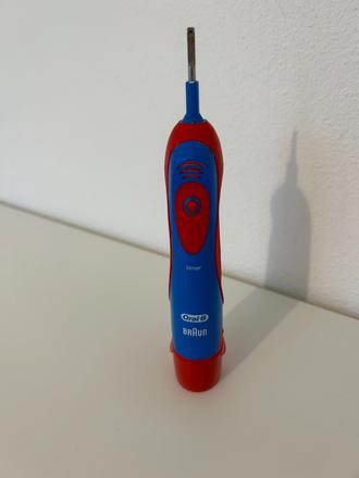 Batériová kefka pre deti,