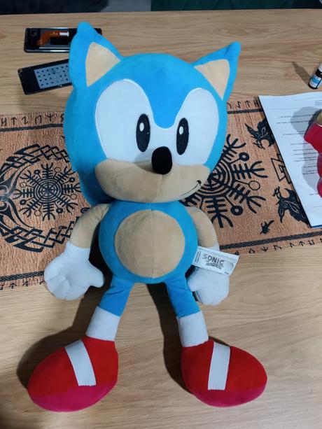Plyšak sonic, 
