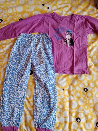 Pyžamko s mačkou, 122