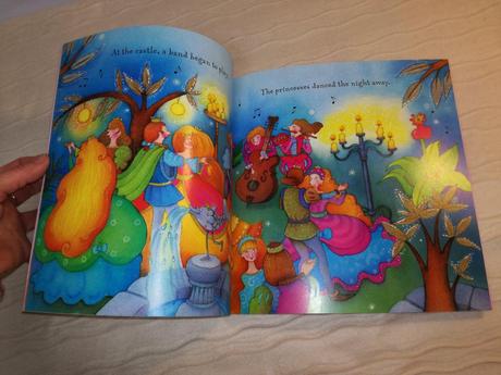 Usborne the twelve dancing princesses nsp18,