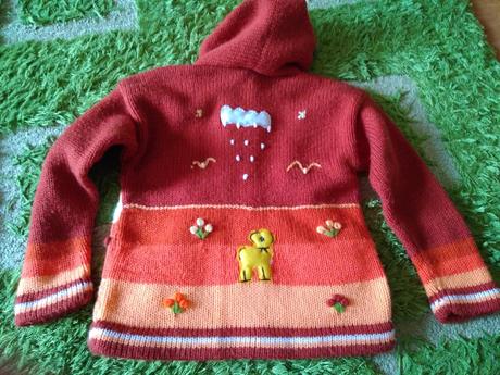 Zaujímavý svetrík 98/104, 98