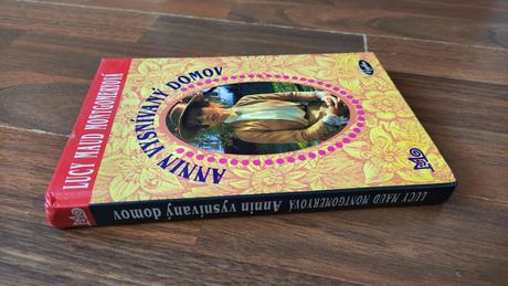 Kniha annin vysnívaný domov,