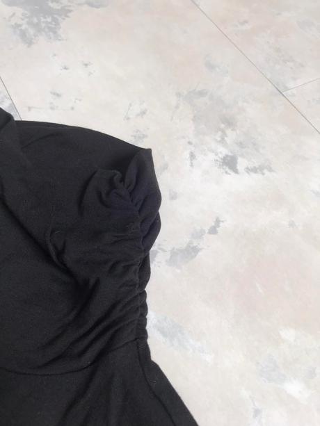 Kvalitný dlhší tenký rolák m/l, tally weijl,m