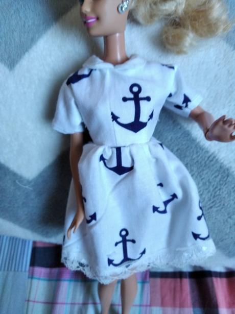 Šaty barbie,