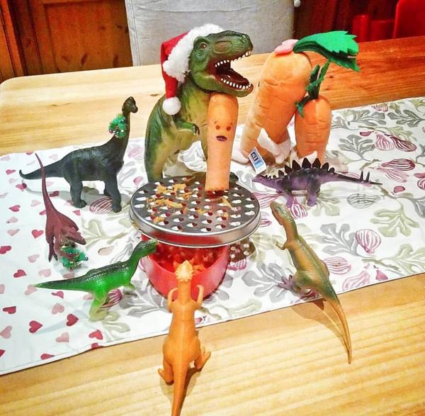 Počuli ste už o projekte Dinovember?