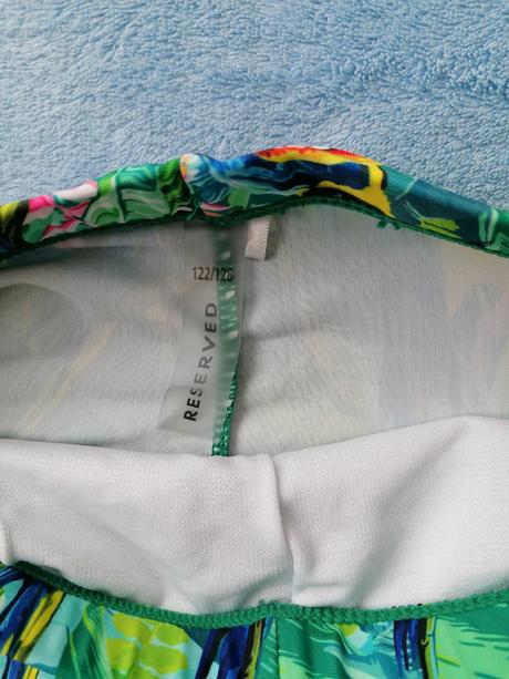 Pestrofarebné plavky, reserved,122