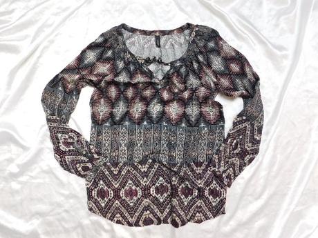Pekna kvalitna bluzka, 36