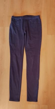 Džegíny pohodlne, s