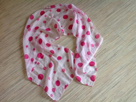 Bodkovaný salik kushi/det1, 