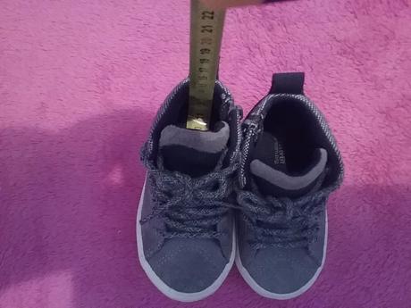 Kotnikove tenisky, zara,19