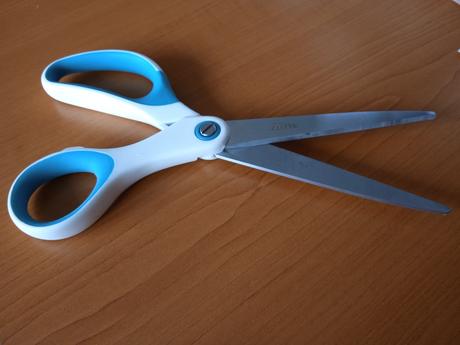 Leitz wow - titánové nožnice,