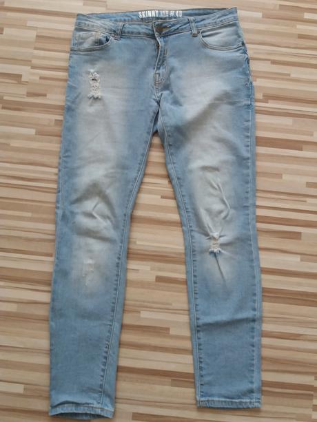 Bledomodre rifle, gate,40