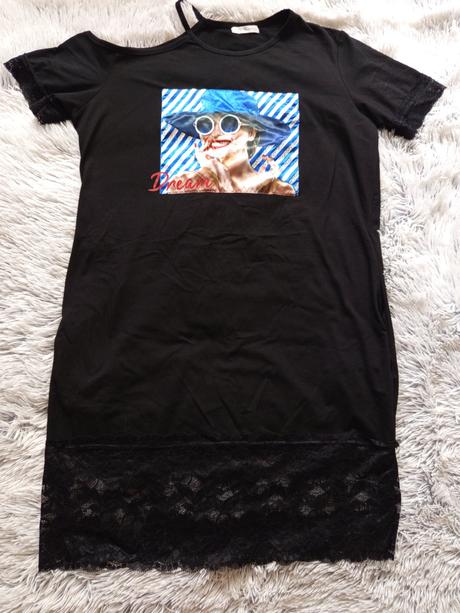 Čierne šaty s tvarou, xl